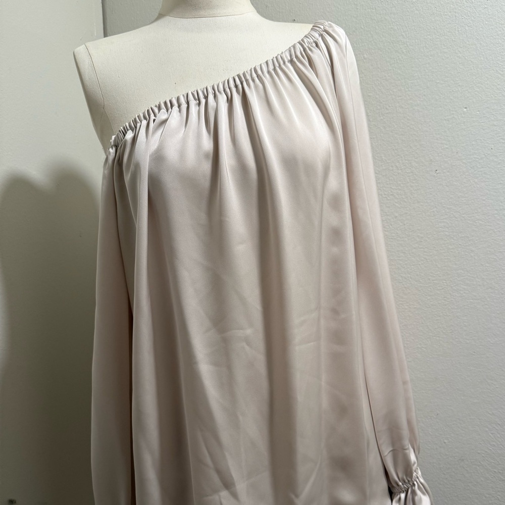 Dress tops you can wear to somewhere fancy.